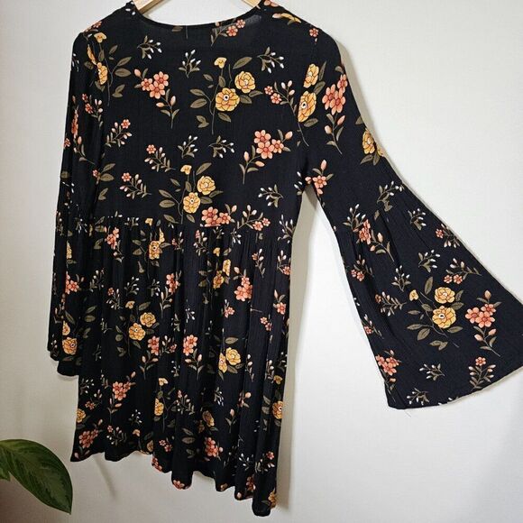 NEVER WORN ALTAR'D STATE FLORAL BELL SLEEVES BOHO BABYDOLL STYLE SHORT DRESS SM - Picture 3 of 16